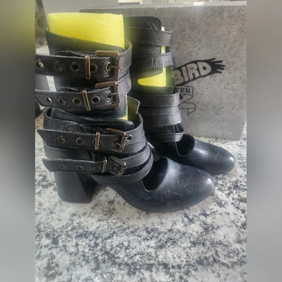 Freebird By Steven Tali - Picture 2 of 4